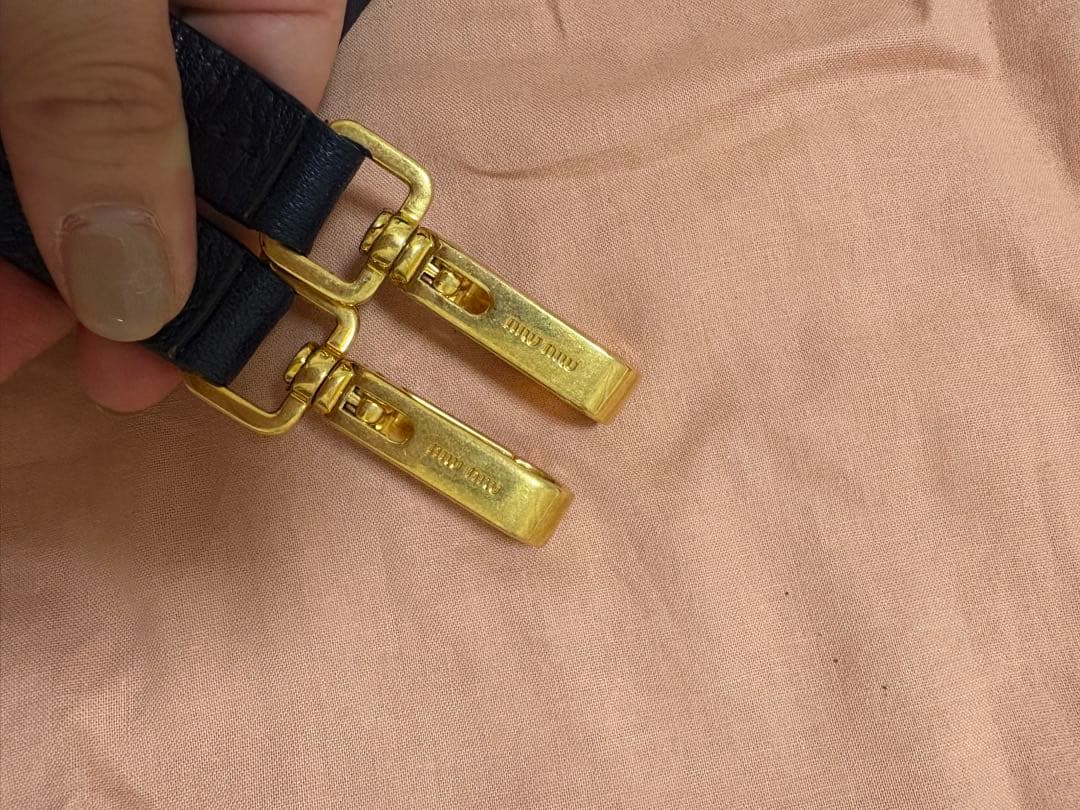 ミュウミュウ　ショルダーバッグ