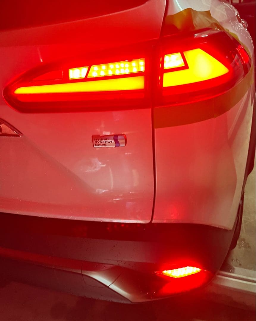 ［値下げしました。］カローラクロス専用LEDテールランプ(スモーク)3点セット