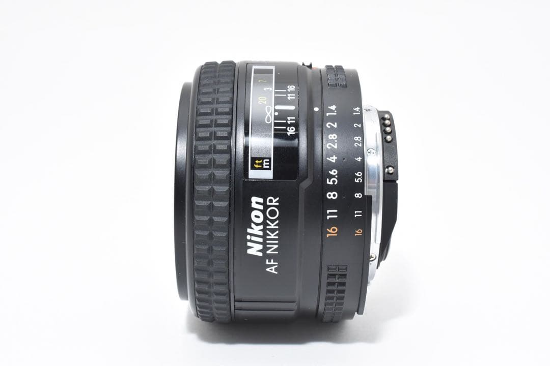 【美品】ニコン Nikon AF NIKKOR 50mm F1.4D 単焦点