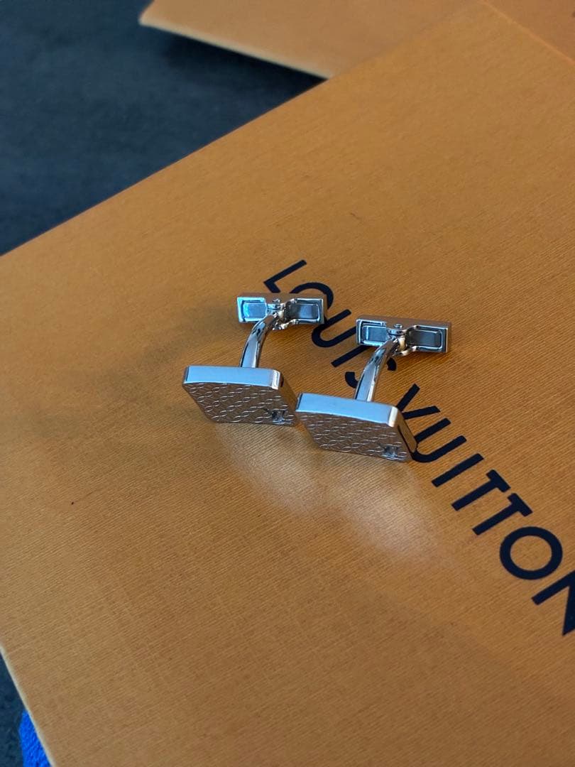 LOUIS VUITTON カフス カフリンクス シルバー 箱付