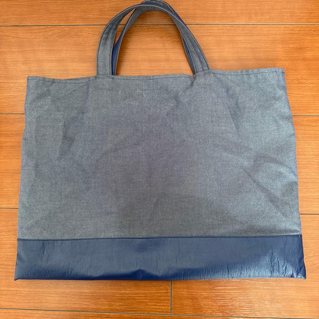 familiar 刺繍トートバッグ 女の子と洋服