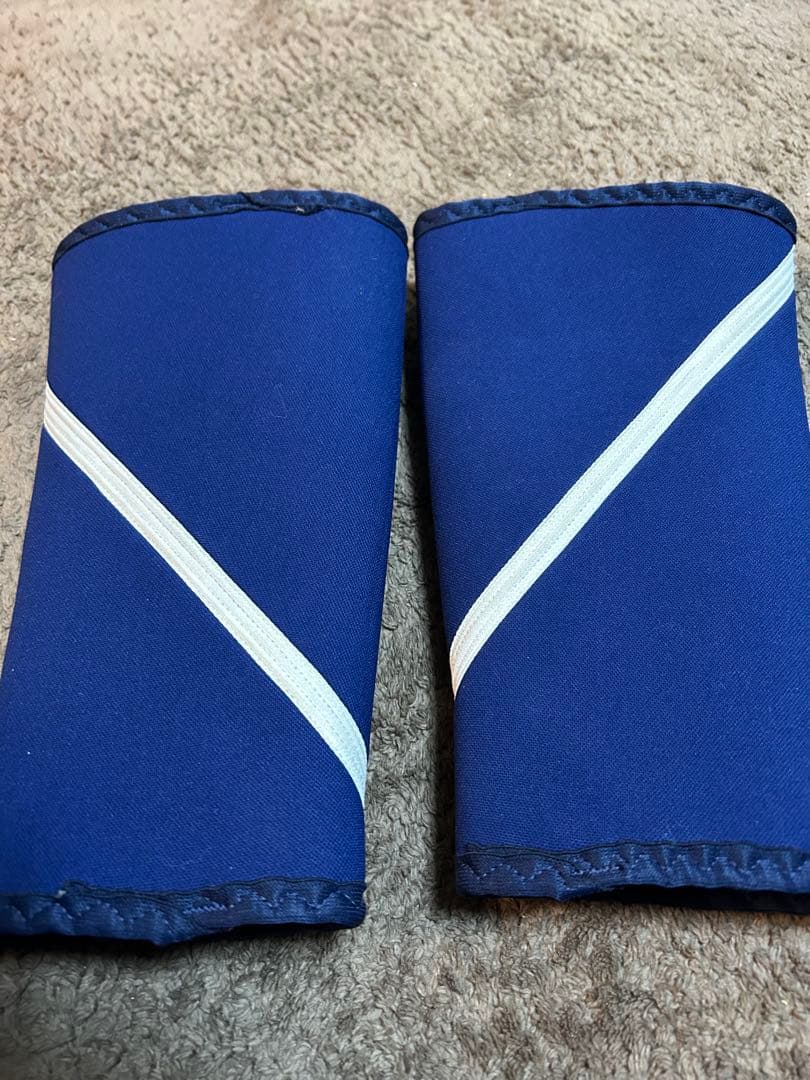 購入可能　SBD　ニースリーブ　M