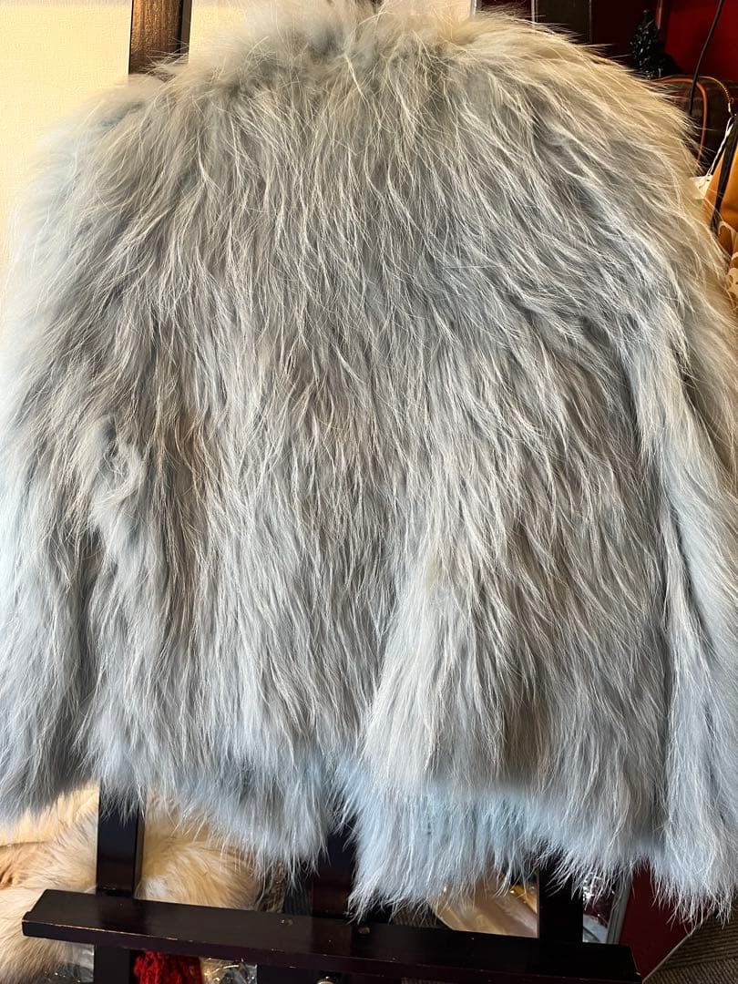 本物毛皮コートグレー ファーショートジャケット