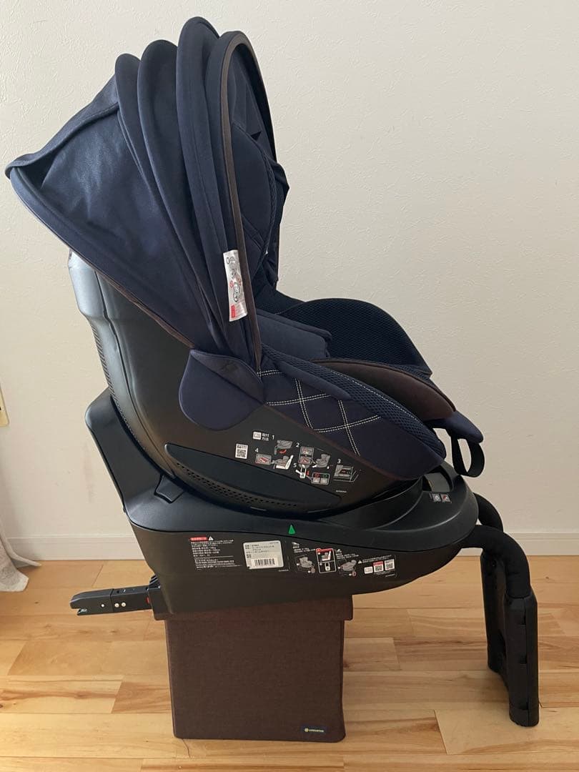 【綺麗】 エールべべ チャイルドシート新生児対応 クルット4i グランス