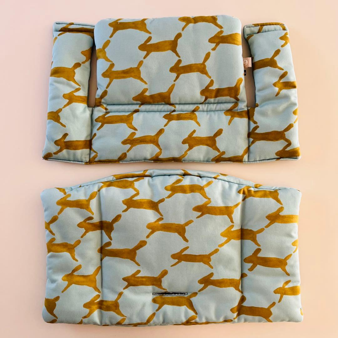 ミナペルホネン　runrunrun トリップトラップ　クッション