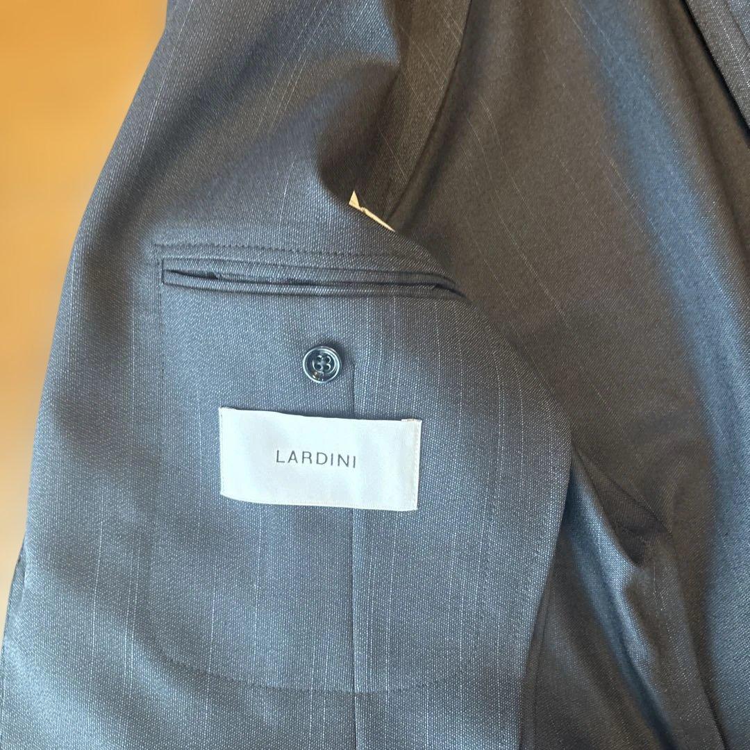 LARDINI スーツ　44