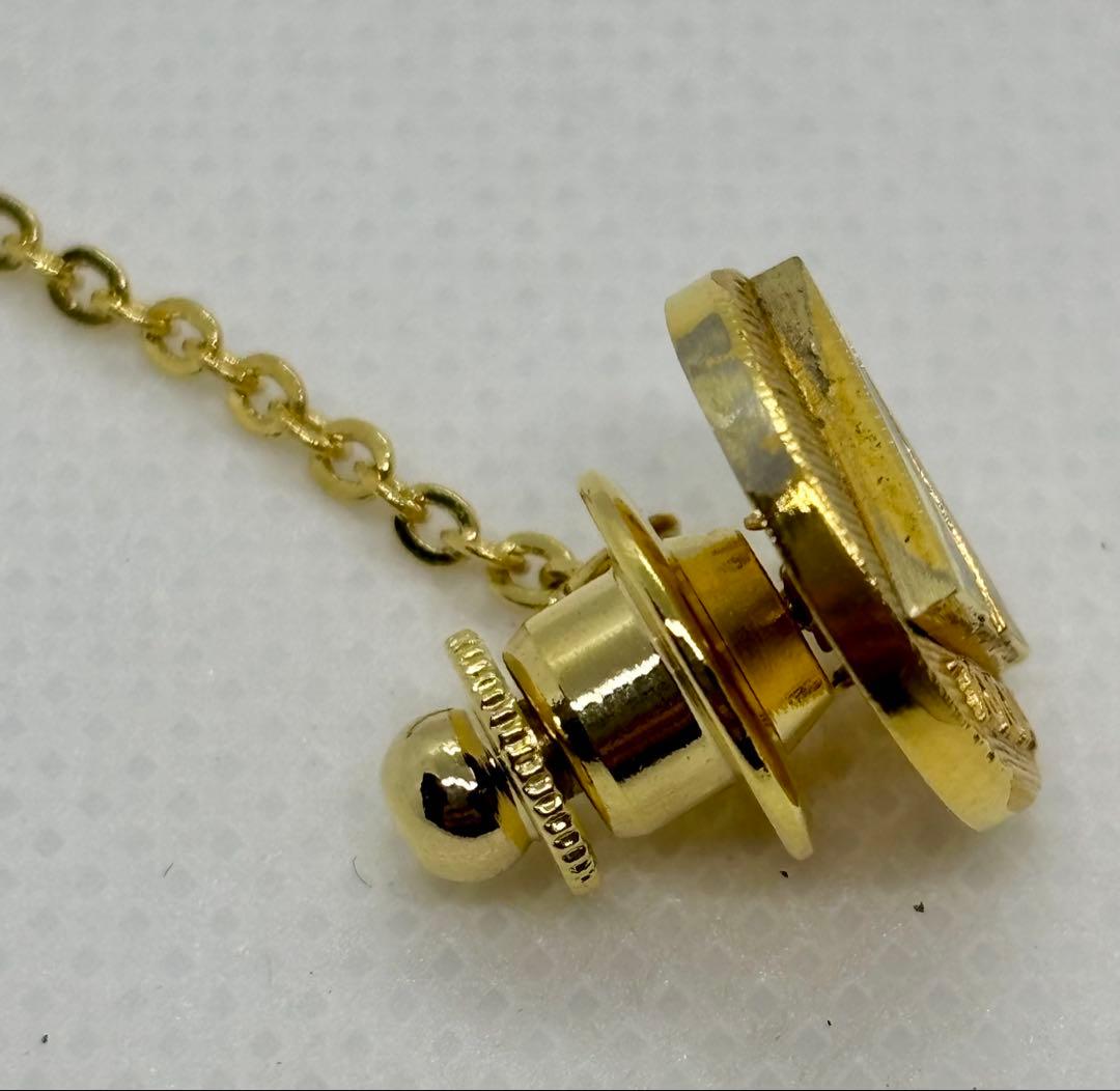 #トヨタ 1987年 1000台達成記念タイタックピンP-2