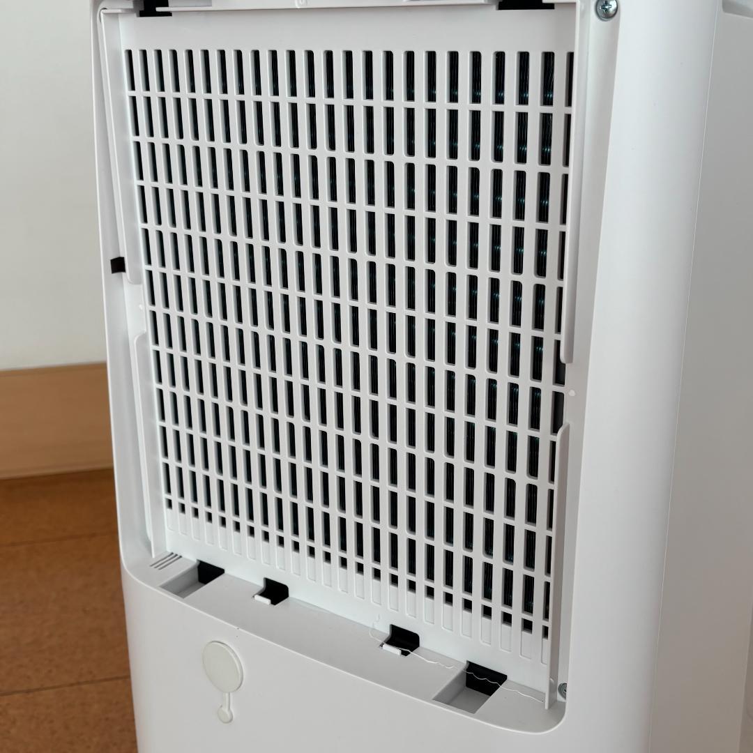 t*e様 SHARP 衣類乾燥除湿機 プラズマクラスター CV-P180-W シ