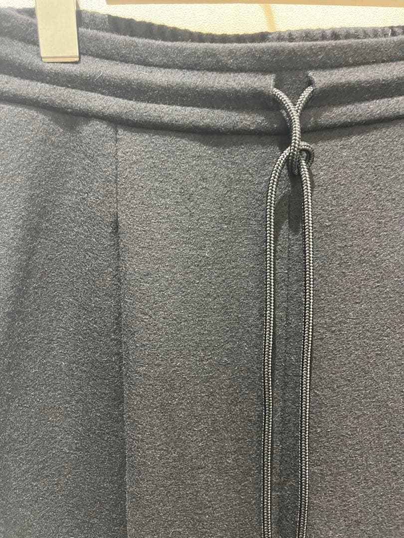 セオリーリュクス未着用ドローストリングタック入りパンツ　38