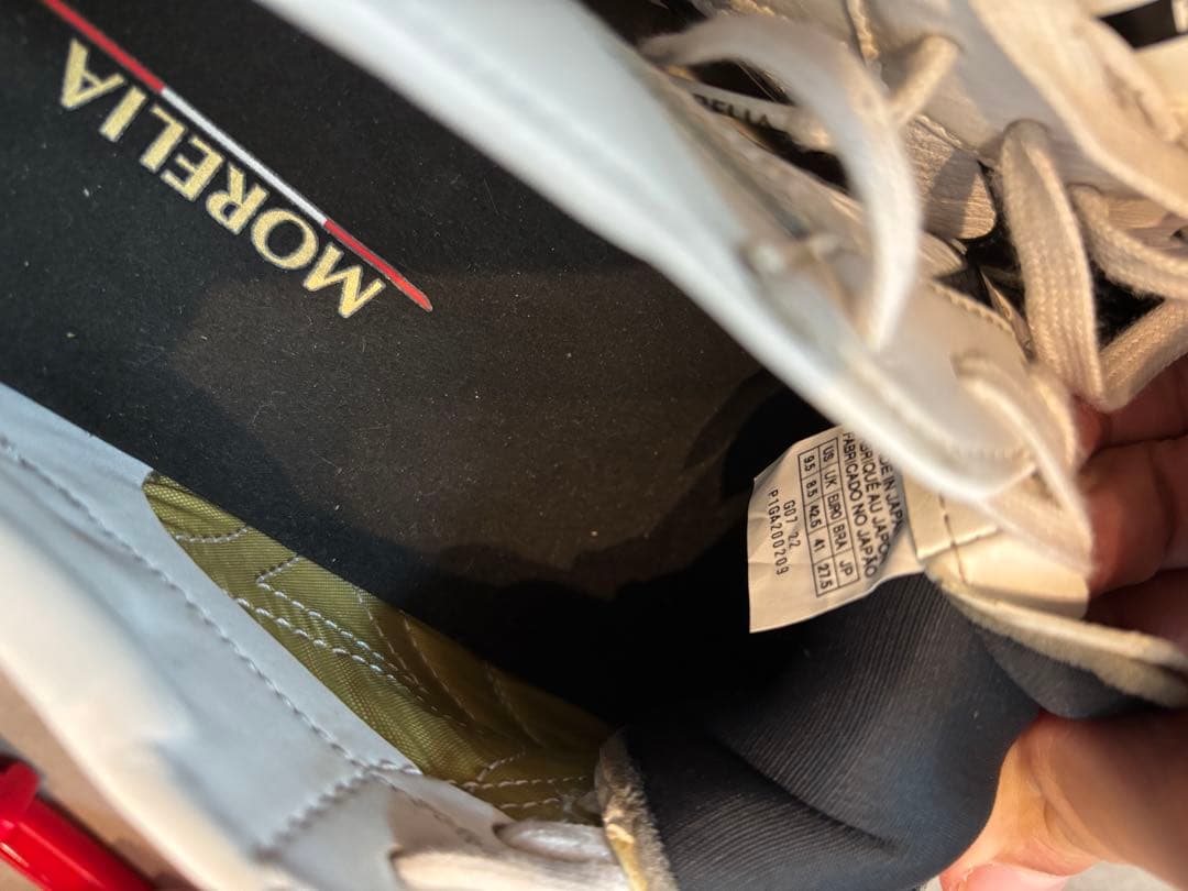 ミズノ　モレリア　2 クロスステッチ　27.5cm