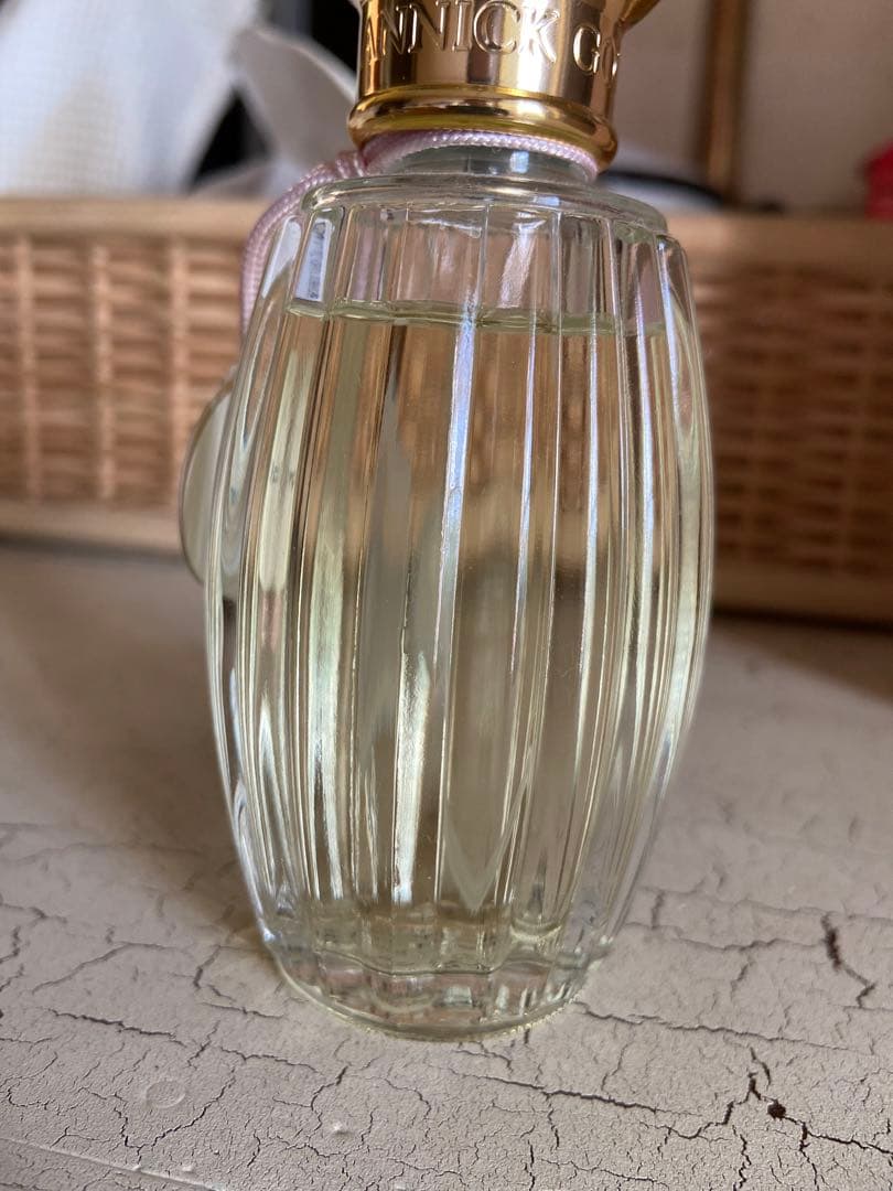 ル　シェブルフイユ　オードトワレ