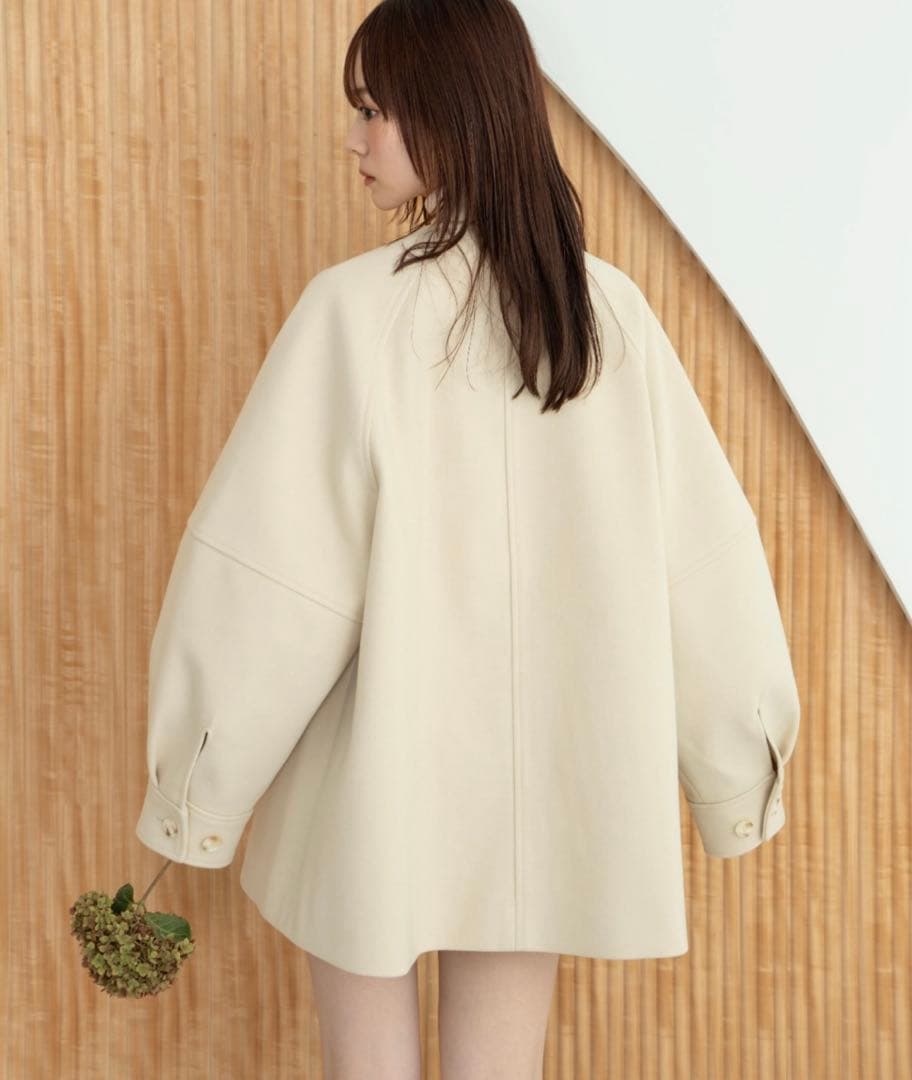 【完売品】hinari ウェーブデザインミドルコート アイボリー FREEサイズ