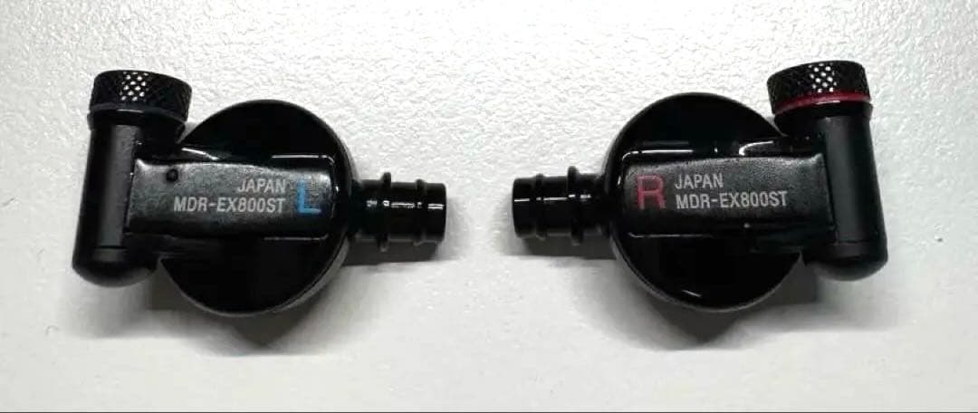 k*n様 SONY MDR-EX800ST プロが使うイヤホンです