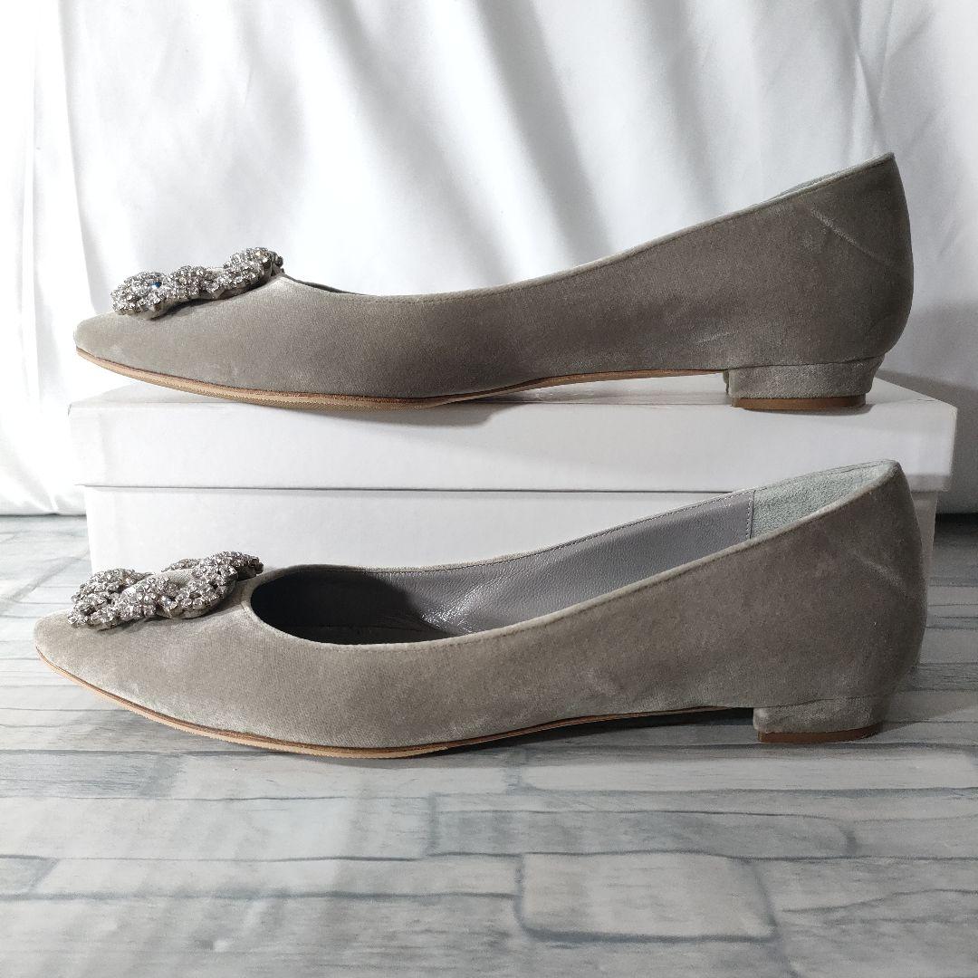 保存袋付き✨マノロブラニク　ハンギシ　ベロア　グレー×シルバー　39