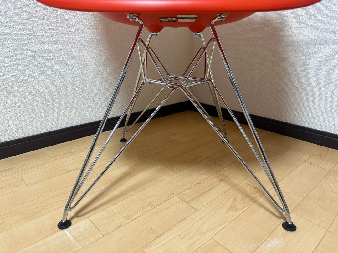 ハーマンミラー イームズ アームシェルチェア エッフェルベース レッドオレンジ