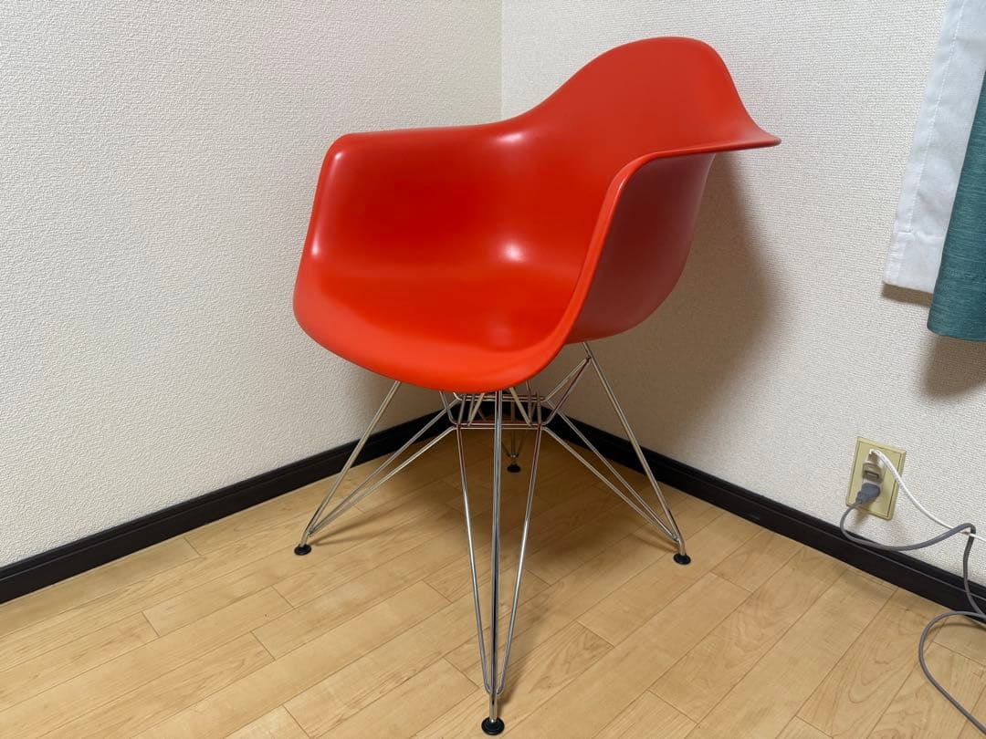 ハーマンミラー イームズ アームシェルチェア エッフェルベース レッドオレンジ