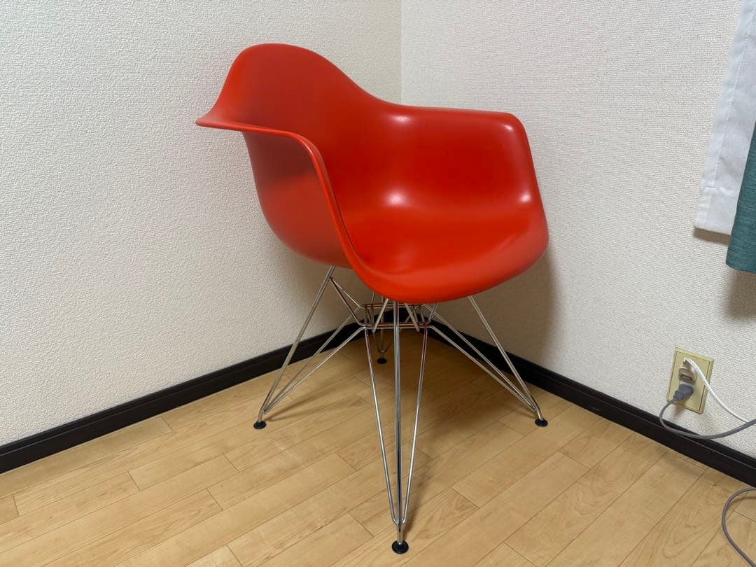 ハーマンミラー イームズ アームシェルチェア エッフェルベース レッドオレンジ