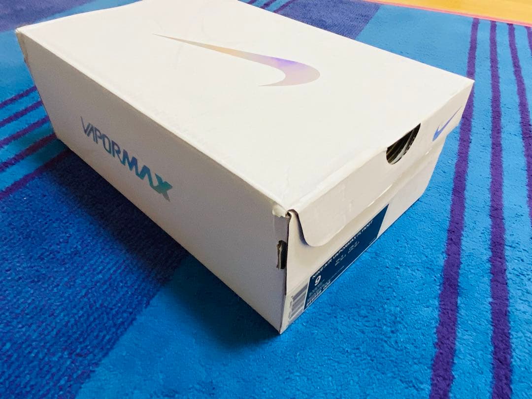 NIKE VAPORMAX ホワイト/レッド