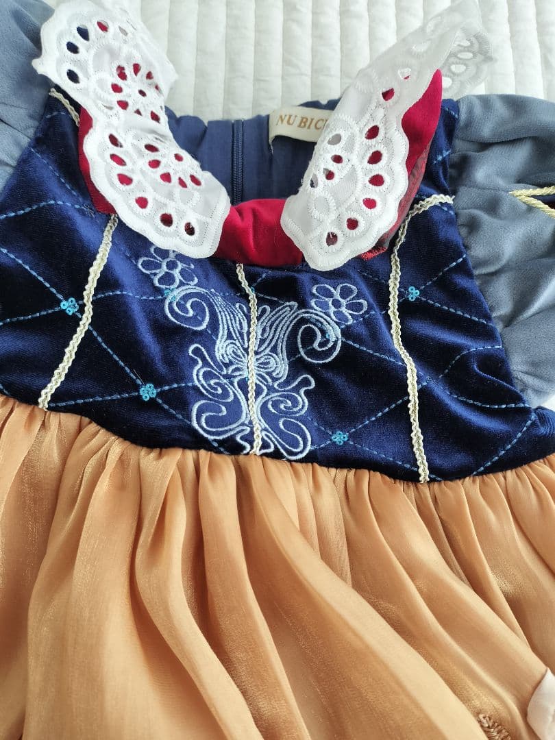 白雪姫　ドレス　キッズ　マント　ビビディバビディブティック好きな方にも