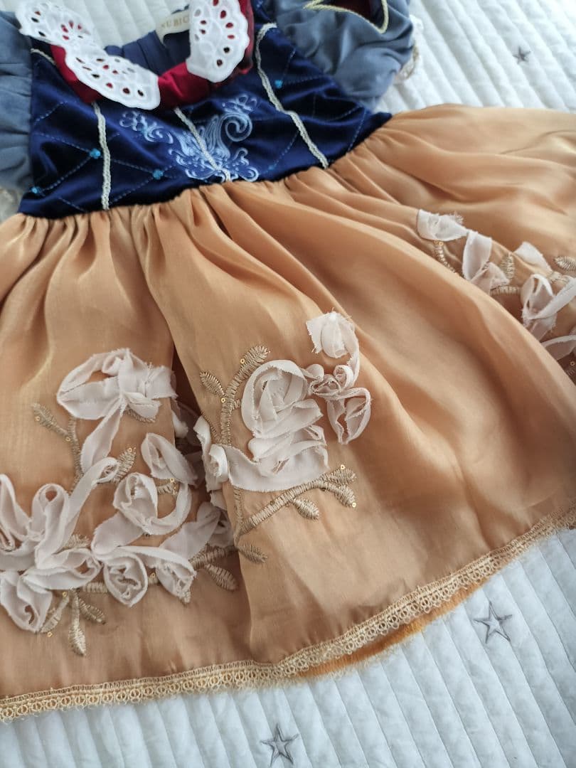 白雪姫　ドレス　キッズ　マント　ビビディバビディブティック好きな方にも