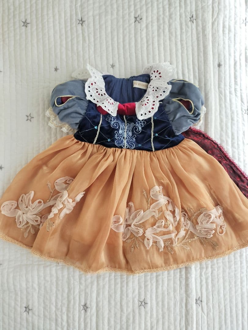 白雪姫　ドレス　キッズ　マント　ビビディバビディブティック好きな方にも