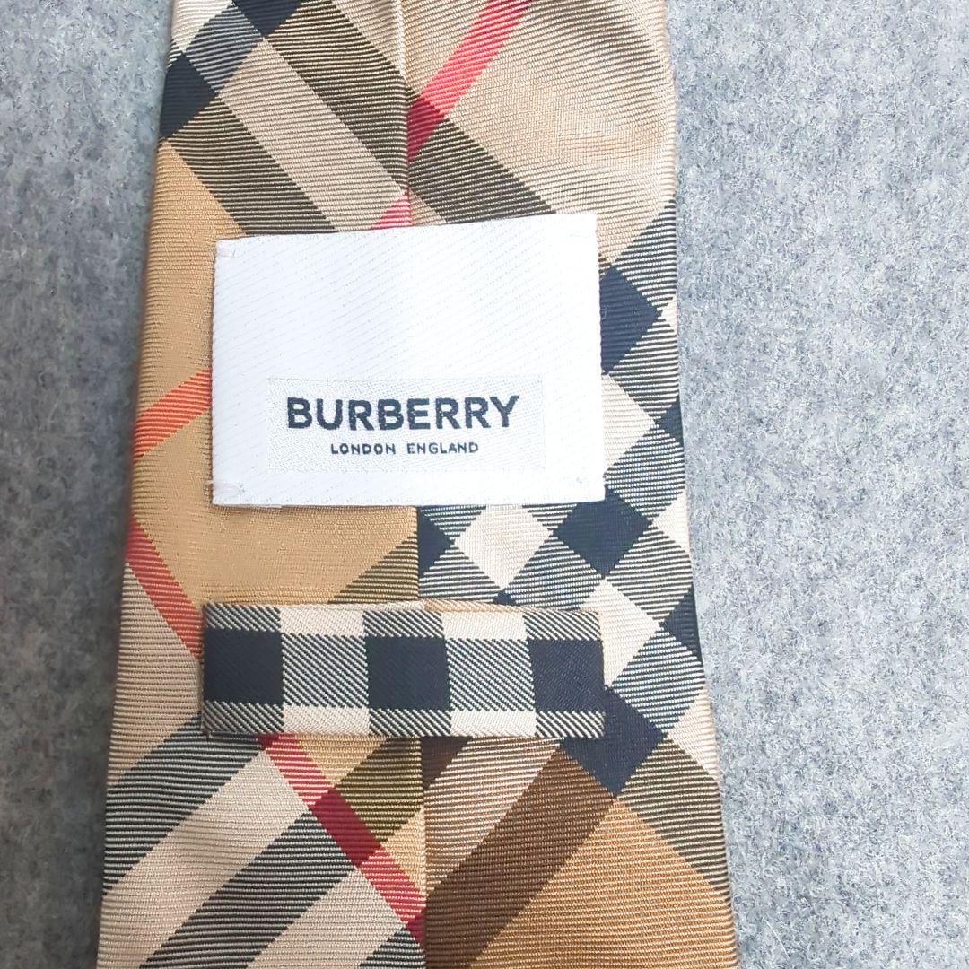 美品 現行 バーバリー ノバチェック柄 ネクタイ
