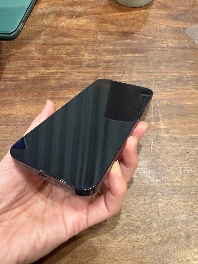 本日限定価格　iPhone 14 Pro Max 1TB ブラック B75％