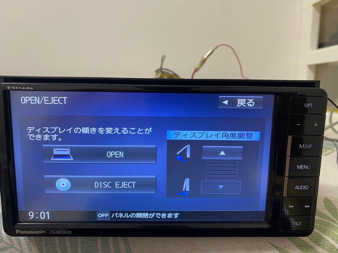 ★ストラーダ Panasonic カーナビCN-RE03WD★地図データ2016