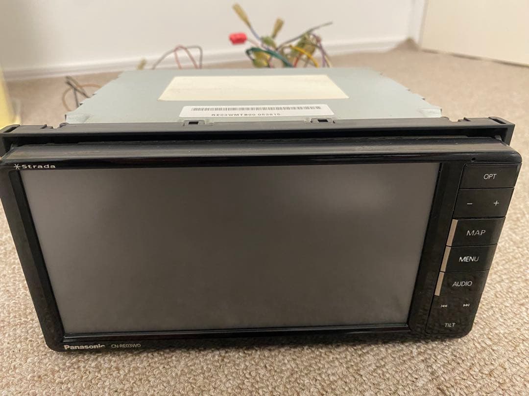 ★ストラーダ Panasonic カーナビCN-RE03WD★地図データ2016