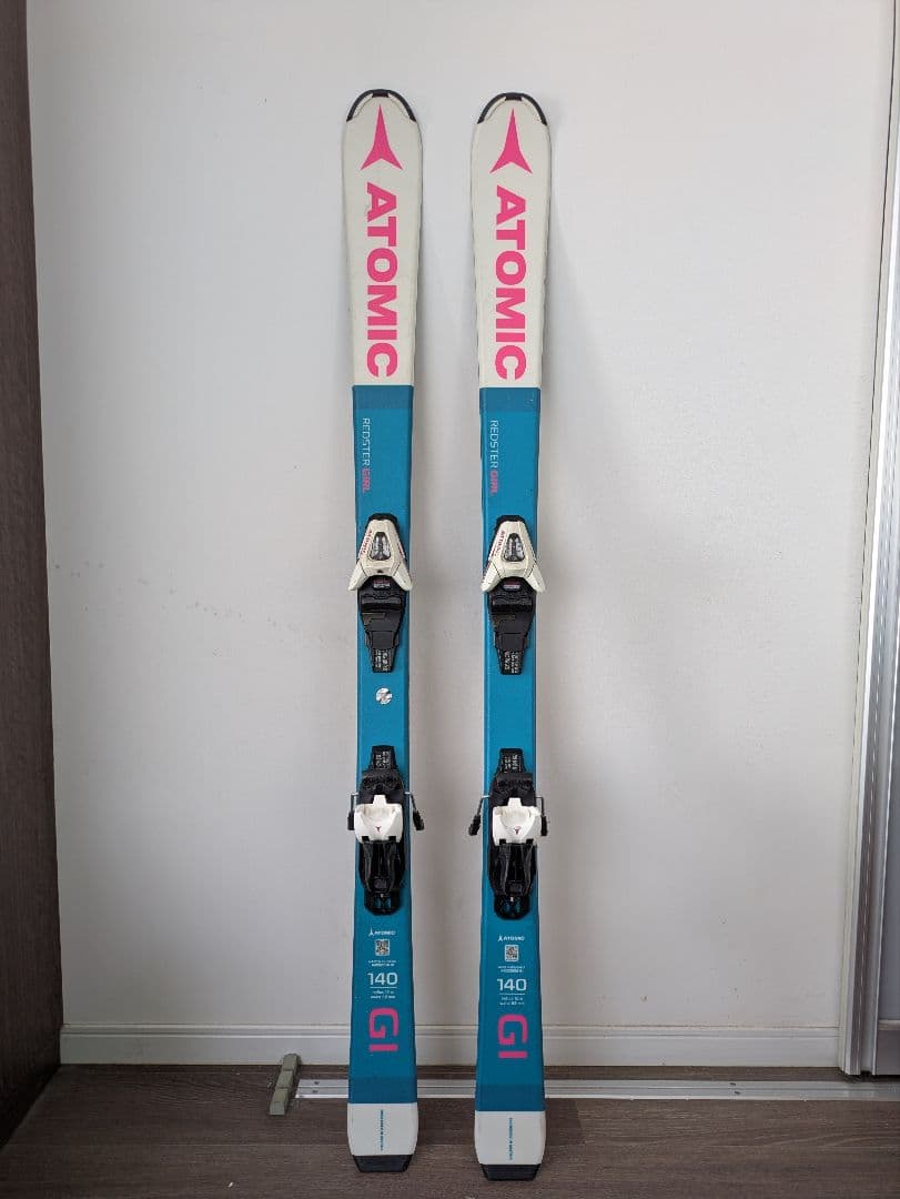 子供(ジュニア) スキー板 140cm アトミック(ATOMIC)