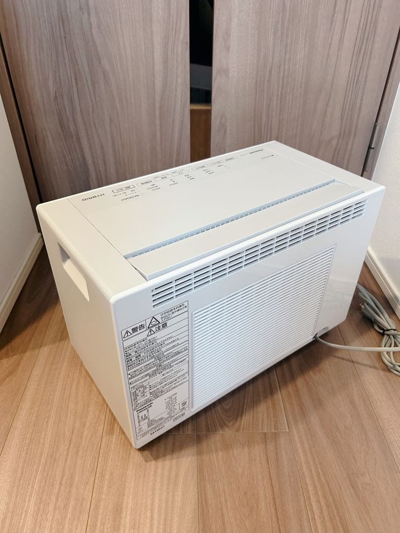 【美品】 Panasonic F-YHTX90 衣類乾燥除湿機 16畳