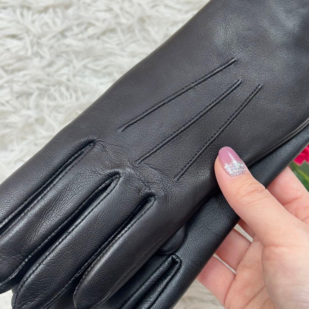 E448 新品未使用 タグ付き デンツ 羊革 レザー 本革 手袋 レディース