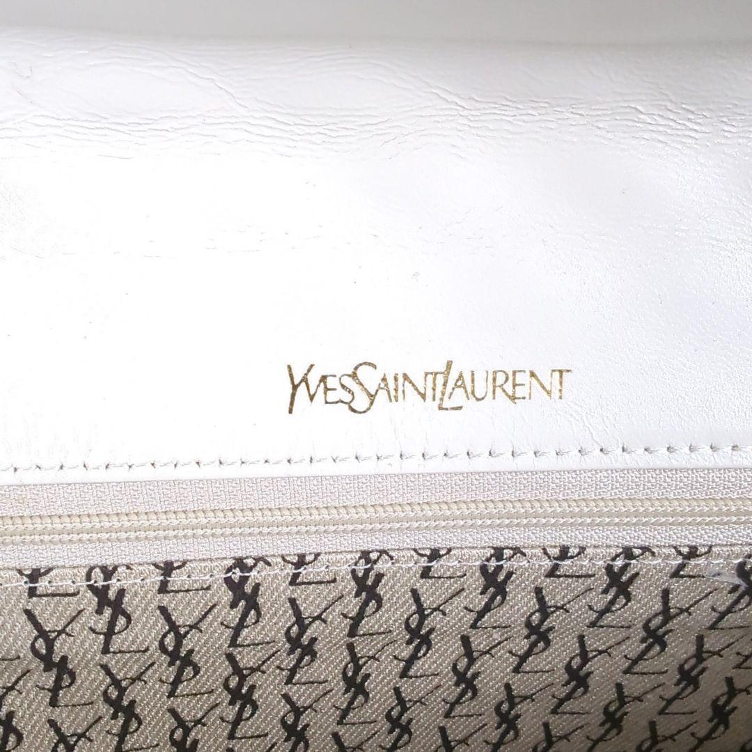 Yves Saint Laurent イヴサンローラン クラッチバッグ