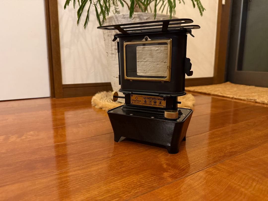 アイロンストーブ　ThousWinds ファイヤーダンス　ランタン　即納出来ます
