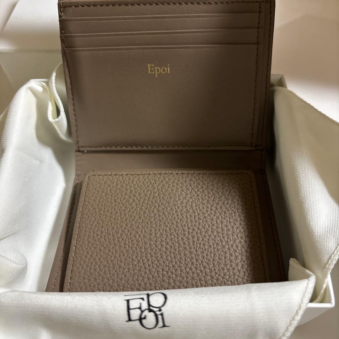 【美品】エポイ epoi リツ　二つ折り財布　トープ