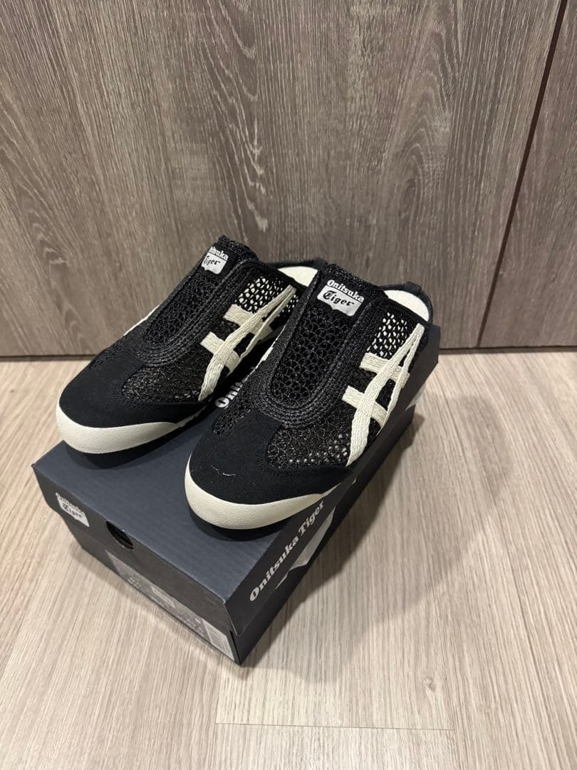 靴 Onitsuka Tiger MEXICO 66 SABOT