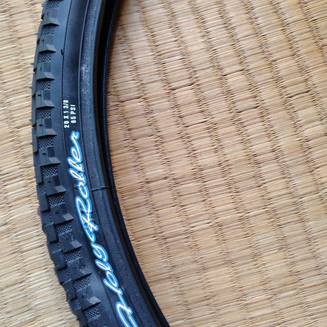 Maxxis HolyRoller タイヤ 20インチ幅:1 3/8インチ