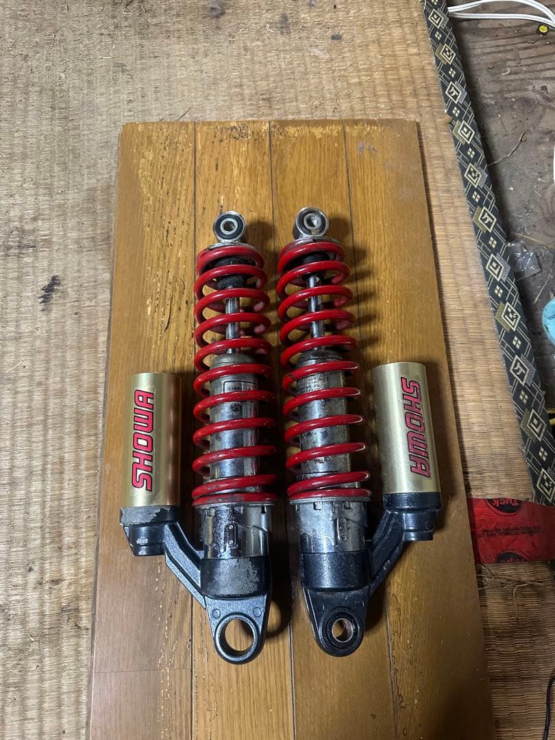 SHOWA サスペンション ジャンク扱い