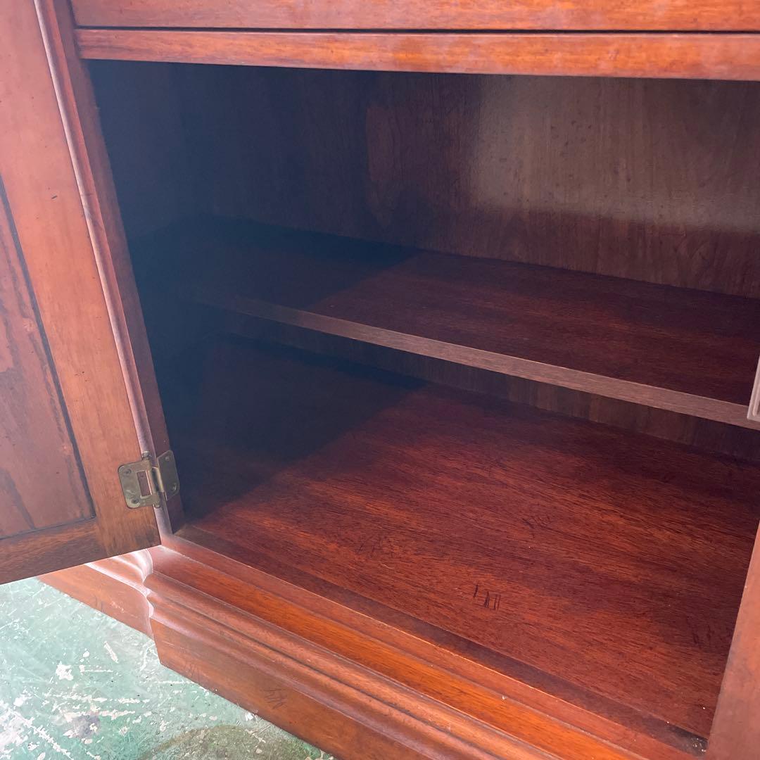 アメリカ・アンティーク素敵なキャビネット