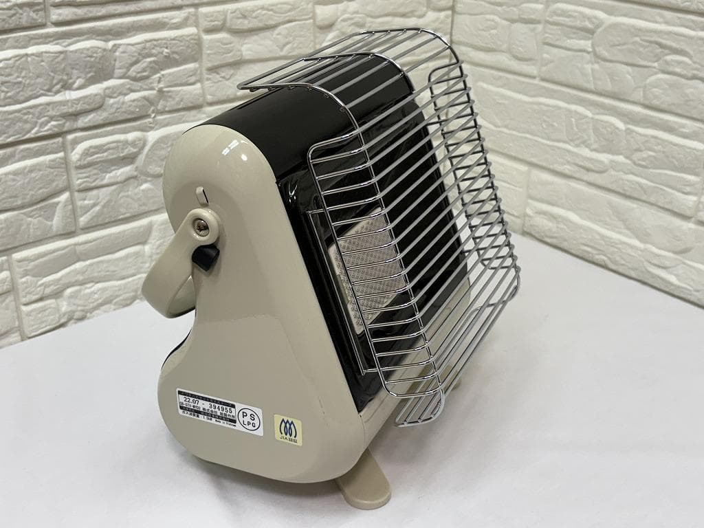 O*I様 Iwatani イワタニ カセットガスストーブ マイ暖 CB-STV-