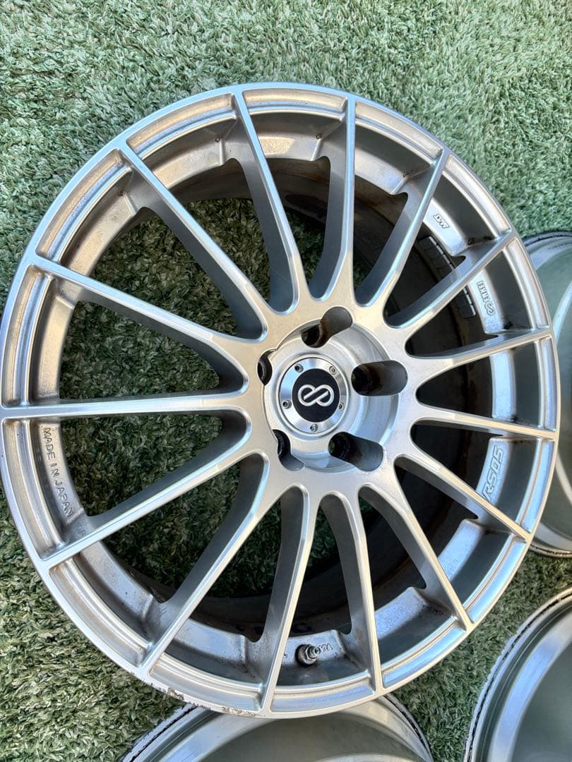 エンケイ RS05 18インチ ホイール 4本セット