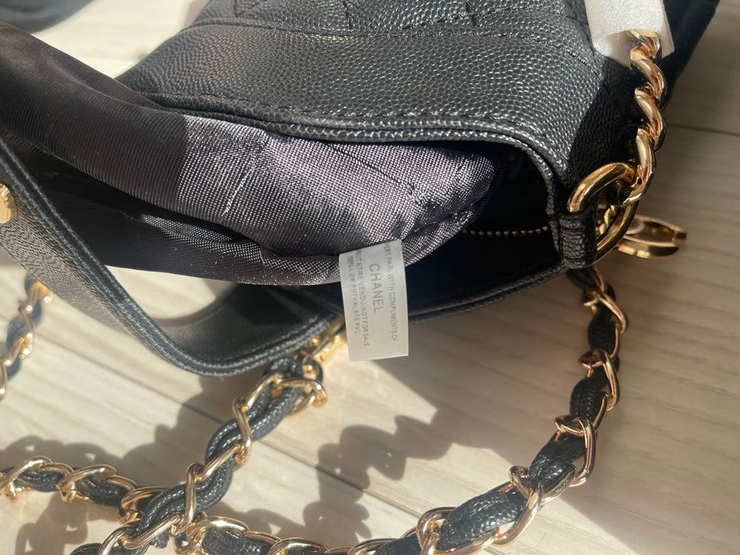 CHANELノベルティチェーンショルダーバック