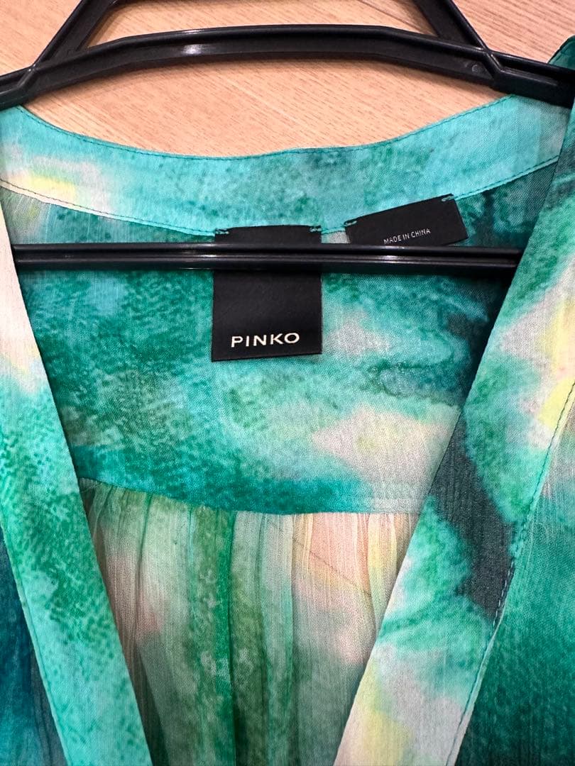 PINKO グリーンタイダイ柄ドレス