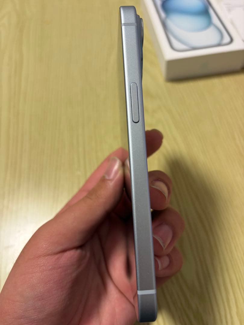 nabilsofyan  iPhone15 128GB ブルー