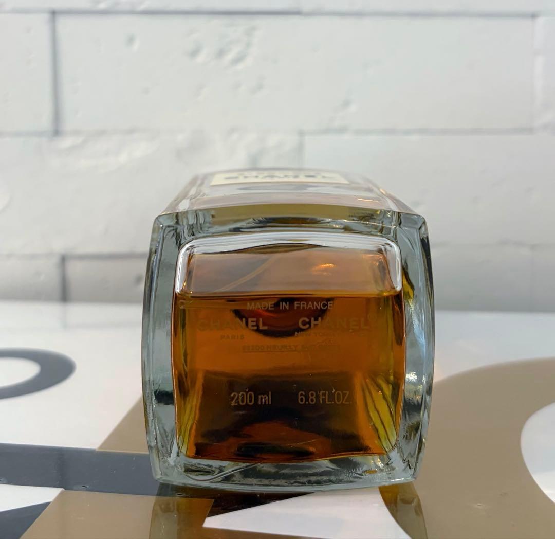 CHANEL シャネル　レゼクスクルジフ　オードトワレ　200ml シコモア