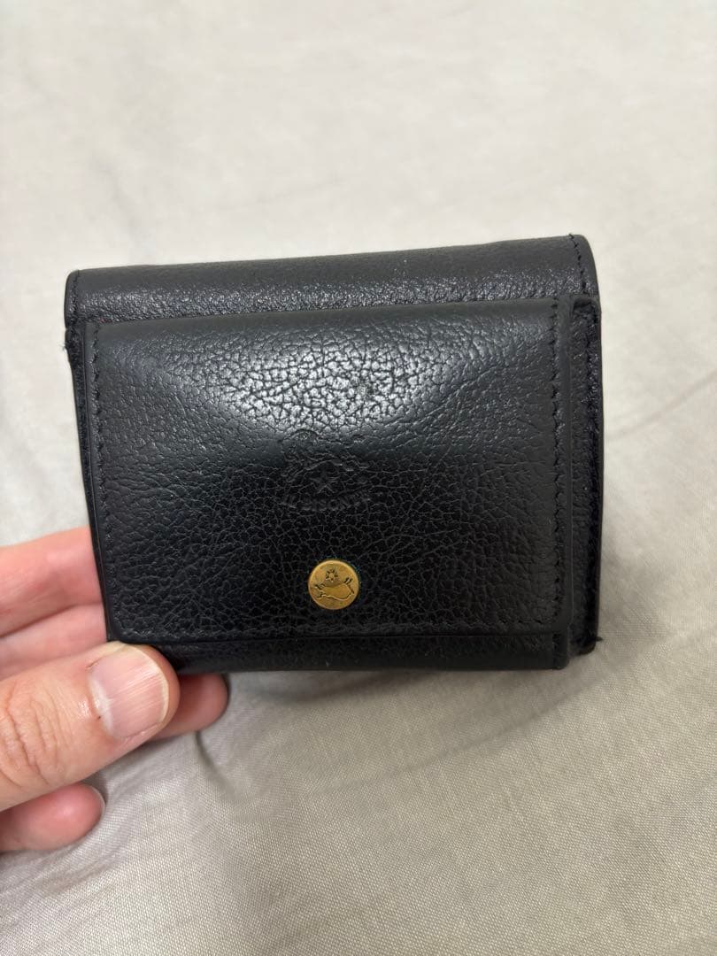 【美品】IL BISONTE イルビゾンテ ３つ折り財布 レザー 黒