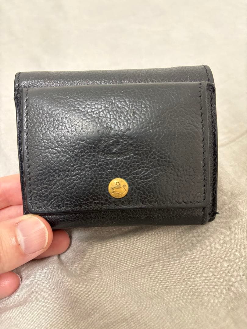 【美品】IL BISONTE イルビゾンテ ３つ折り財布 レザー 黒
