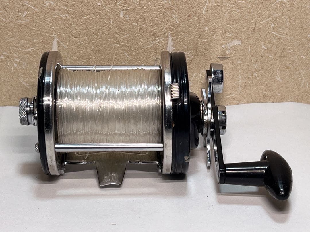 ABU アンバサダー 10000 C 自動 2 速釣りリール