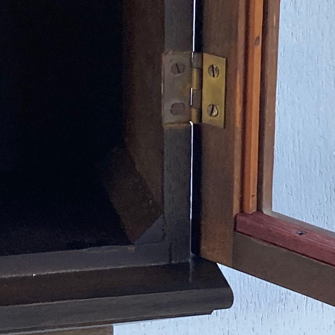 古い壁掛けガラスケース 3段 飾り棚