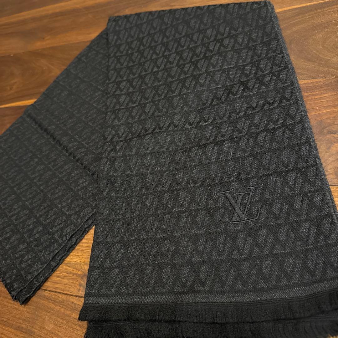 売り切り！ルイヴィトン　マフラー　ストール　ブラック